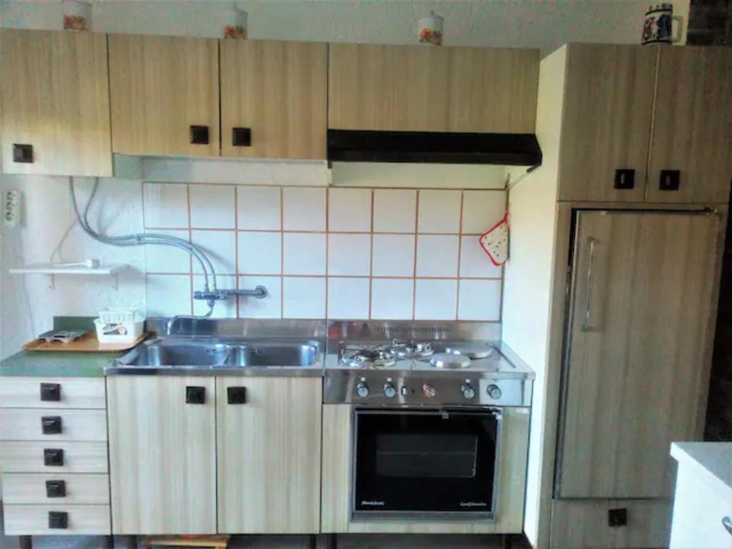 App Anita Apartment Premantura Exterior photo